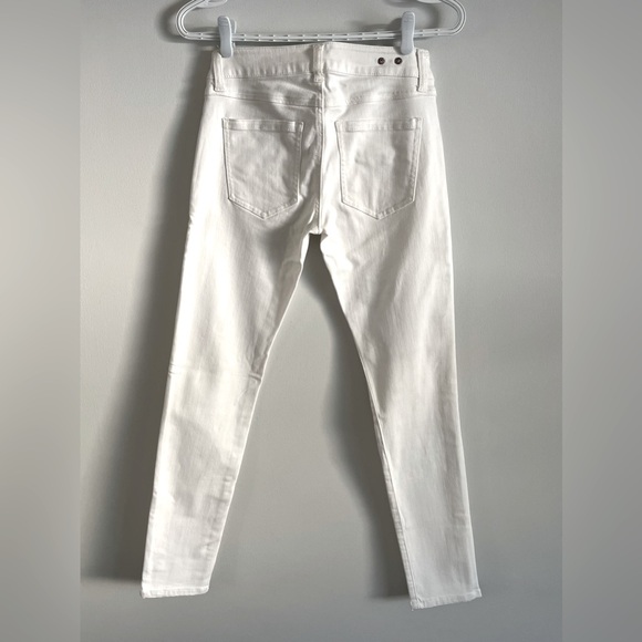 Cabi Moto Skinny Jeans - Picture 3 of 6